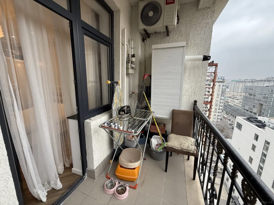 Satılır 3 otaqlı mənzil 95 m²