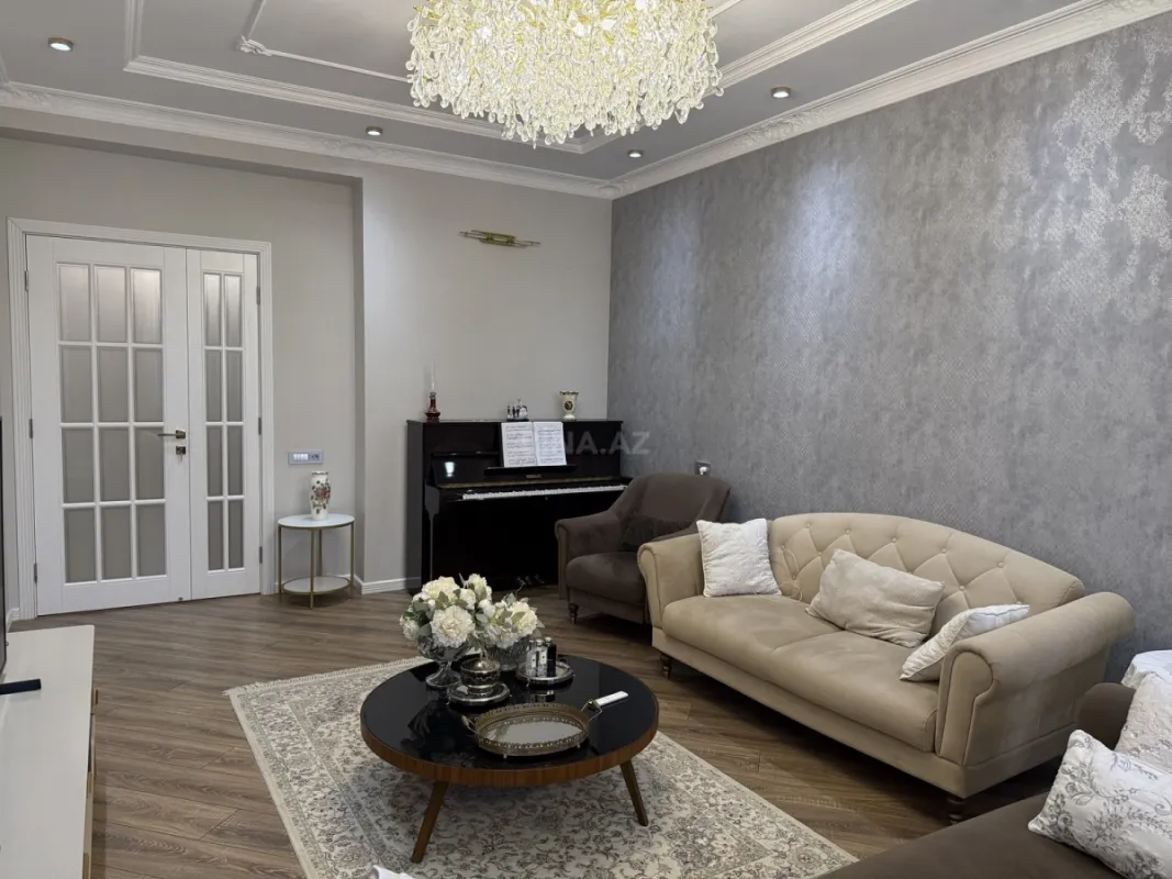 Satılır 3 otaqlı mənzil 95 m²
