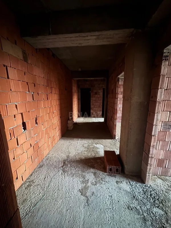 Satılır 2 otaqlı mənzil 72.3 m²