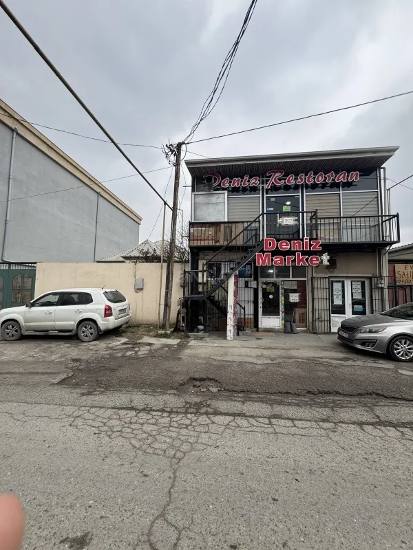 Satılır 6 otaqlı həyət evi 220 m²