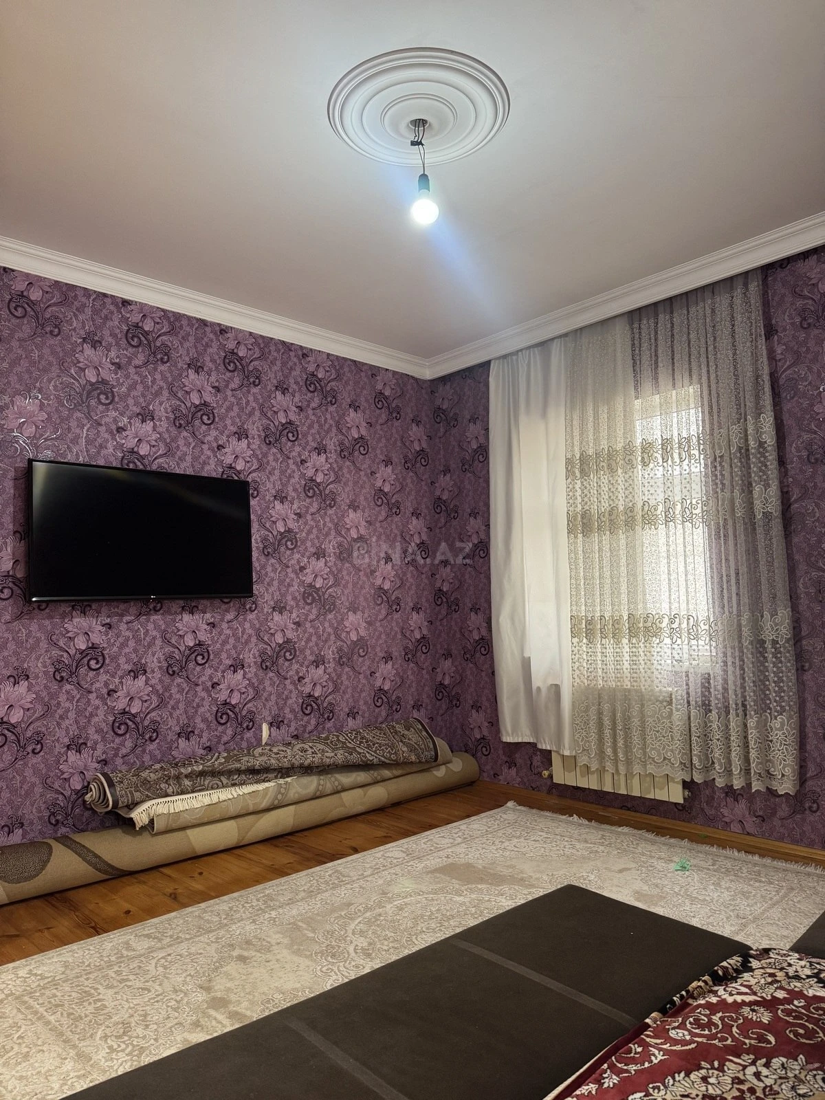 Satılır 6 otaqlı həyət evi 220 m²