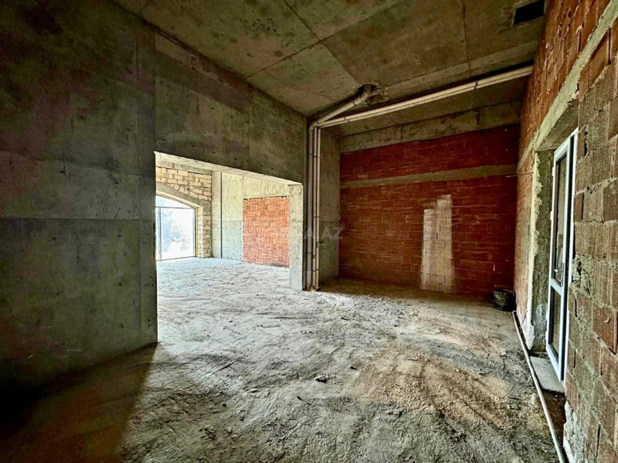 Kirayə verilir 2 otaqlı ofis 57 m²