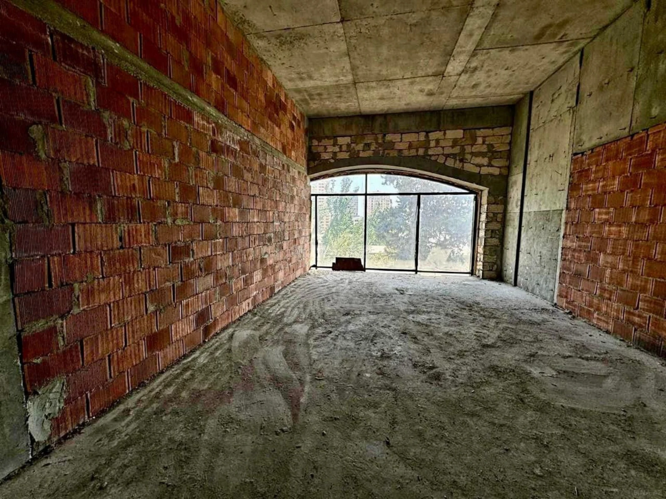 Kirayə verilir 2 otaqlı ofis 57 m²