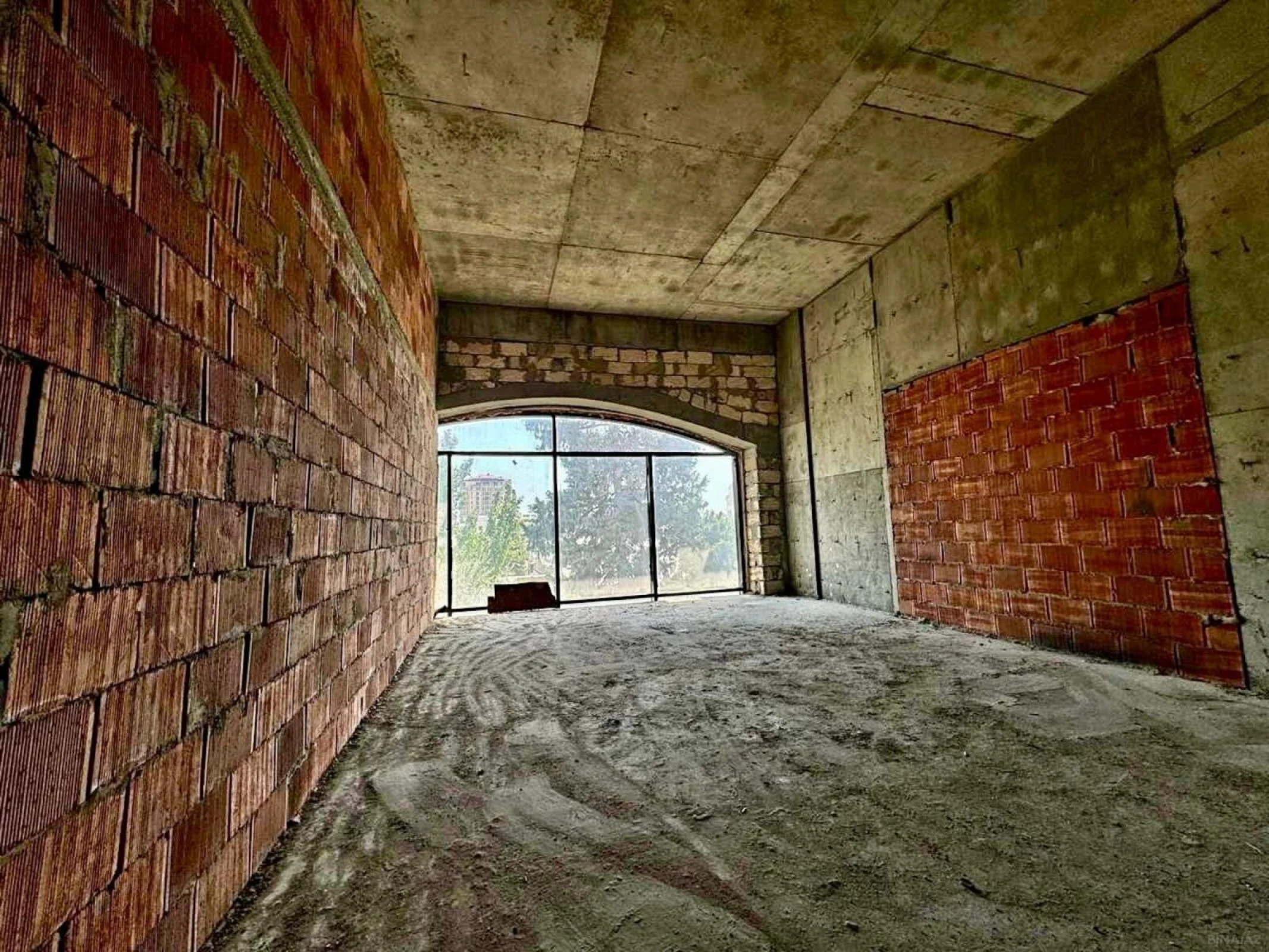 Kirayə verilir 2 otaqlı ofis 57 m²