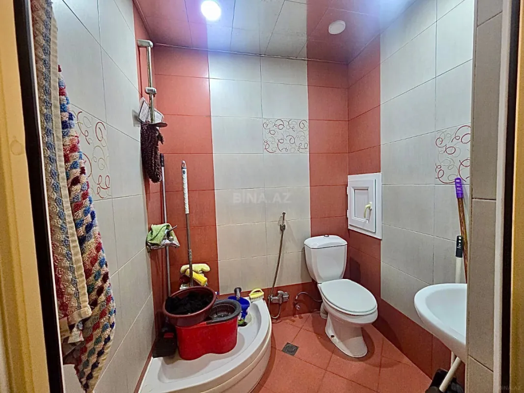 Satılır 3 otaqlı mənzil 132 m²
