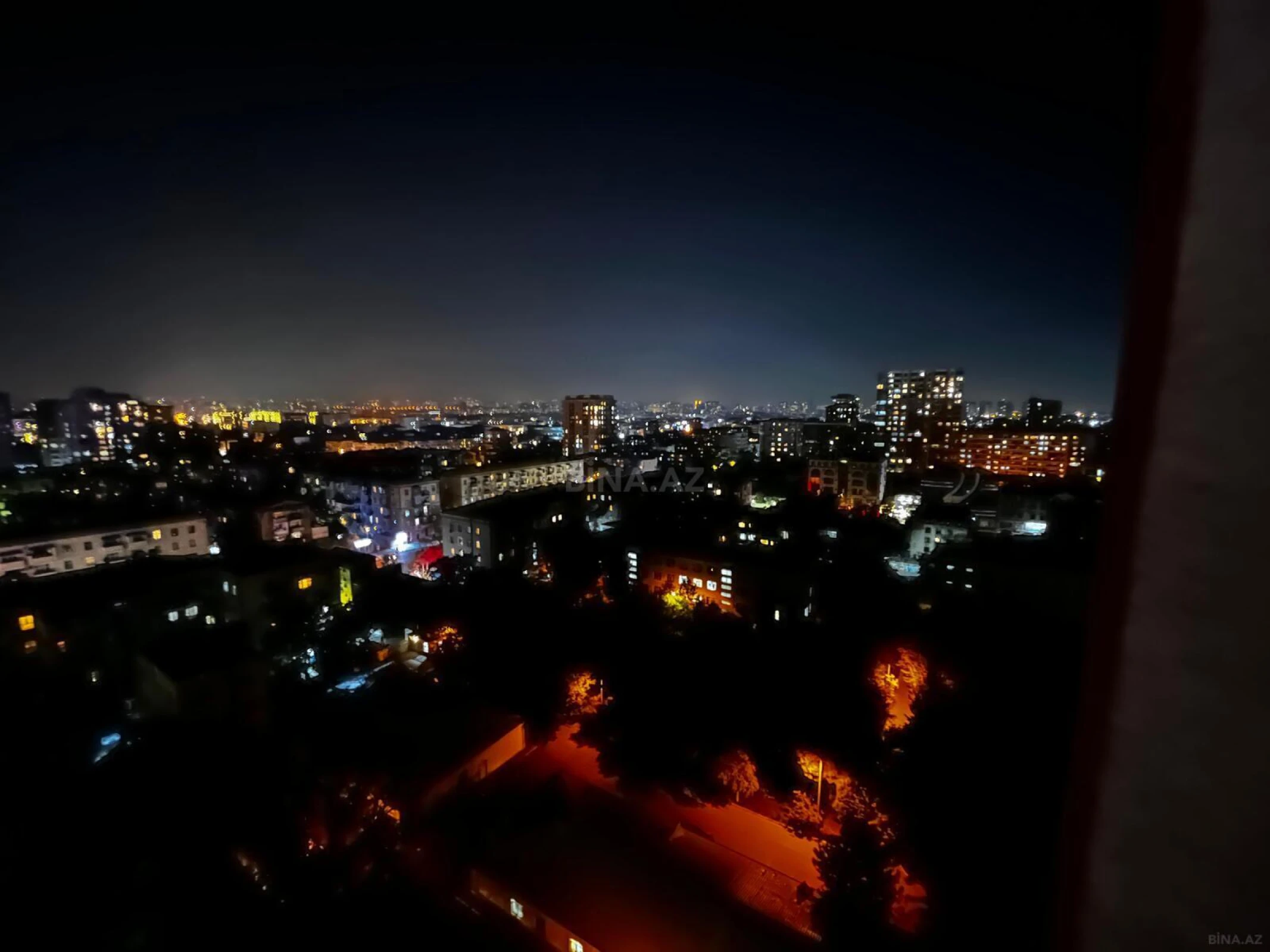 Kirayə verilir 2 otaqlı mənzil 90 m²