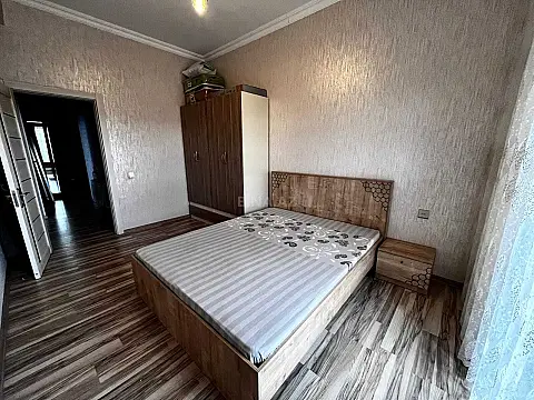 Kirayə verilir 2 otaqlı mənzil 90 m²