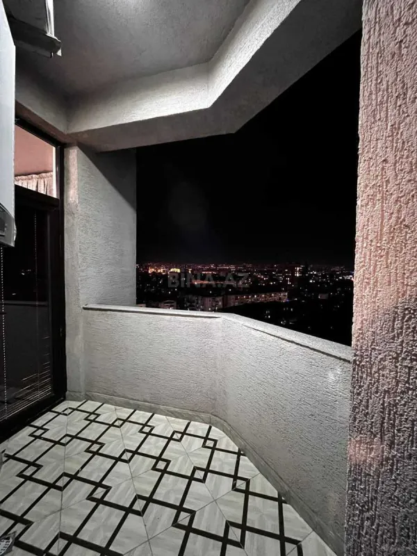 Kirayə verilir 2 otaqlı mənzil 90 m²