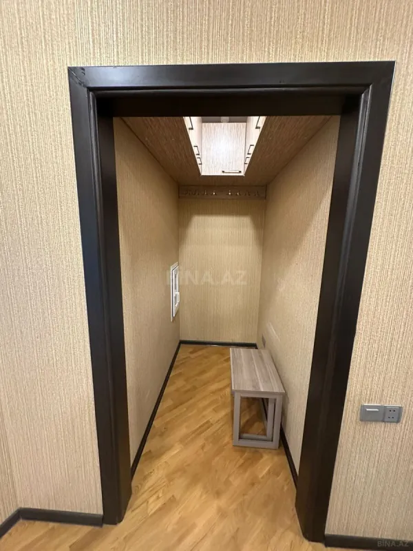 Kirayə verilir 2 otaqlı mənzil 95 m²