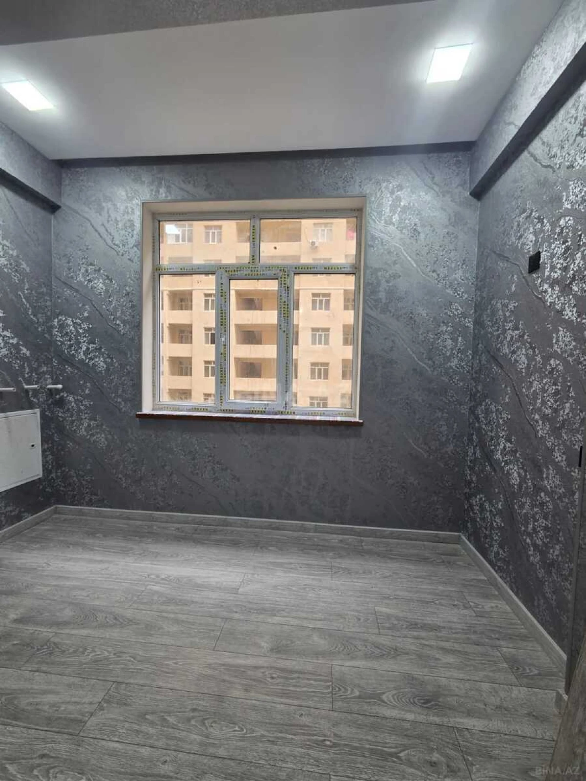 Satılır 2 otaqlı mənzil 31 m²