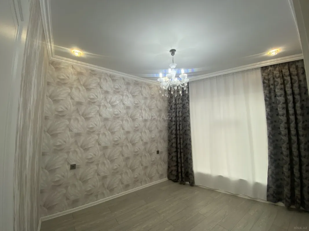 Satılır 5 otaqlı həyət evi 140 m²