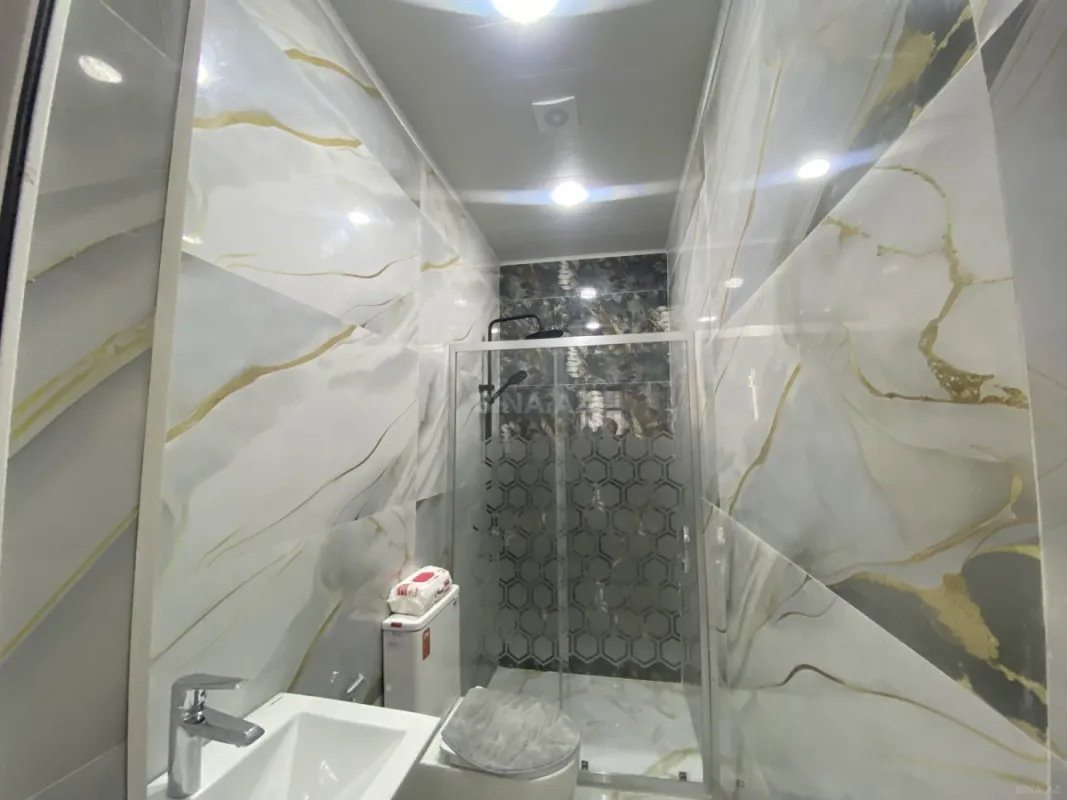 Satılır 5 otaqlı həyət evi 140 m²