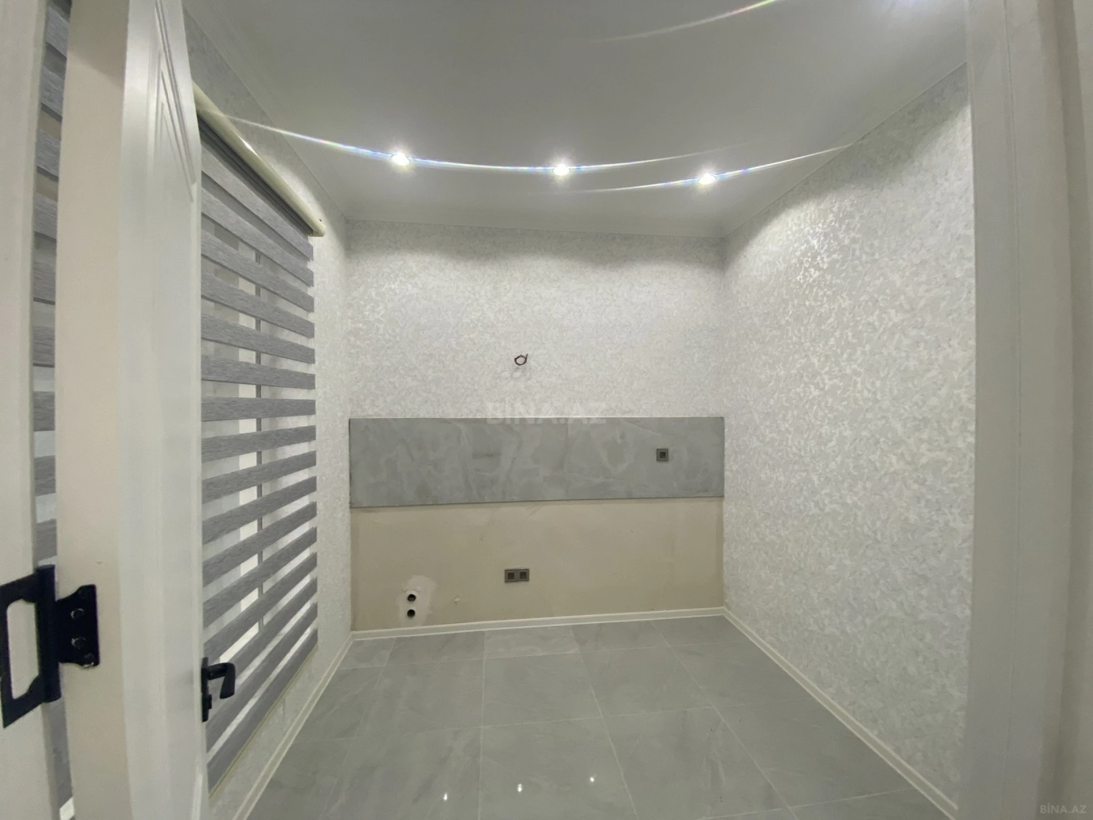 Satılır 5 otaqlı həyət evi 140 m²