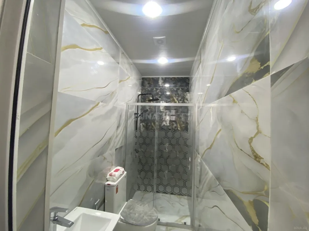 Satılır 5 otaqlı həyət evi 140 m²