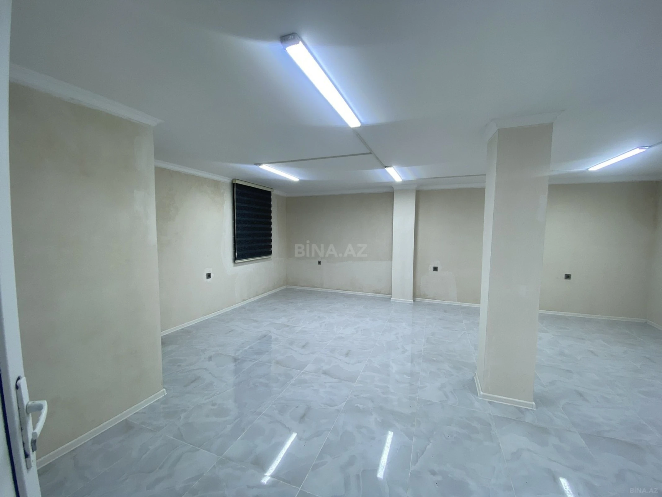 Satılır 5 otaqlı həyət evi 140 m²