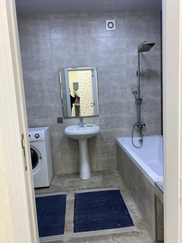 Satılır 2 otaqlı mənzil 96 m²