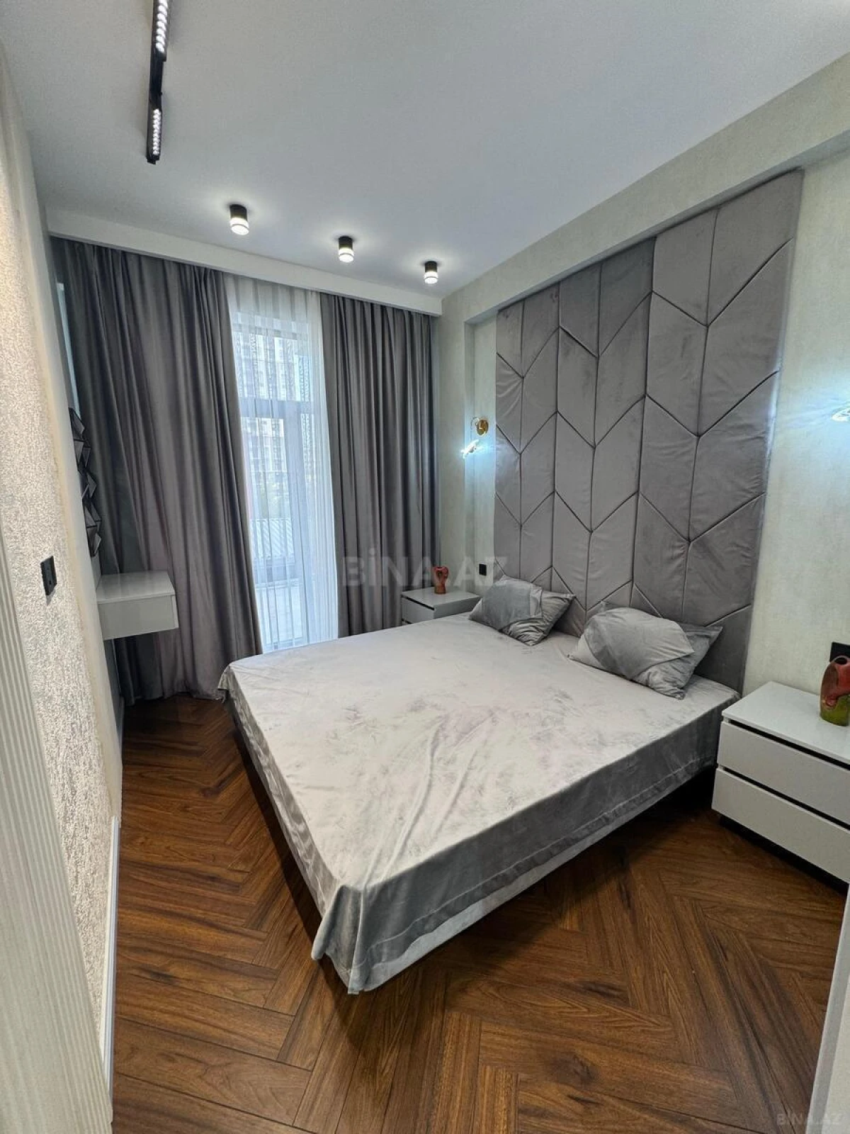 Kirayə verilir 2 otaqlı mənzil 60 m²