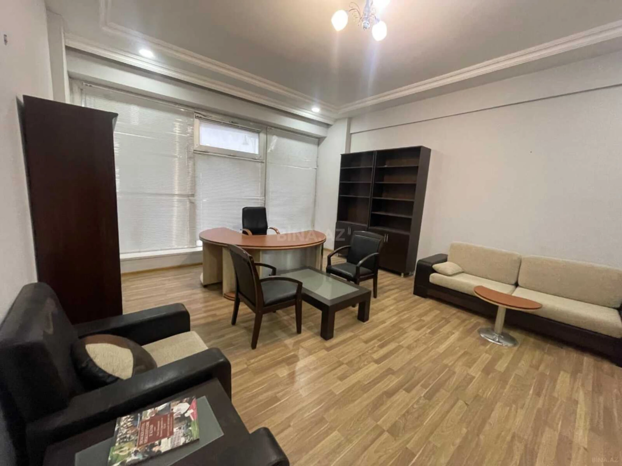 Kirayə verilir 3 otaqlı ofis 100 m²
