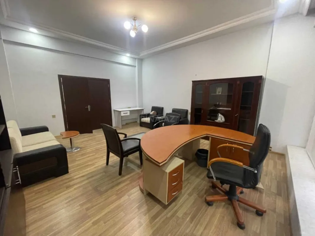 Kirayə verilir 3 otaqlı ofis 100 m²