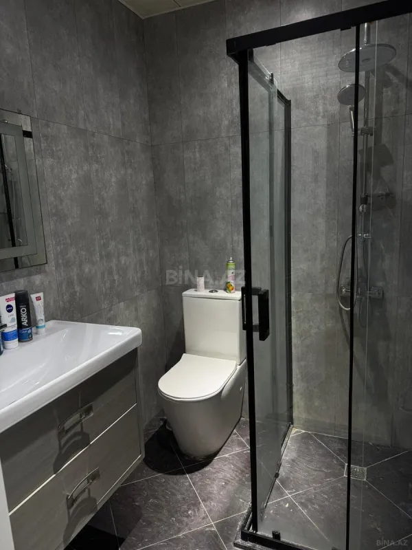 Kirayə verilir 2 otaqlı mənzil 95 m²