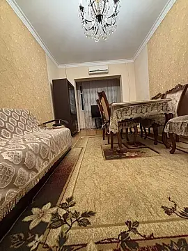 Satılır 4 otaqlı mənzil 110 m²