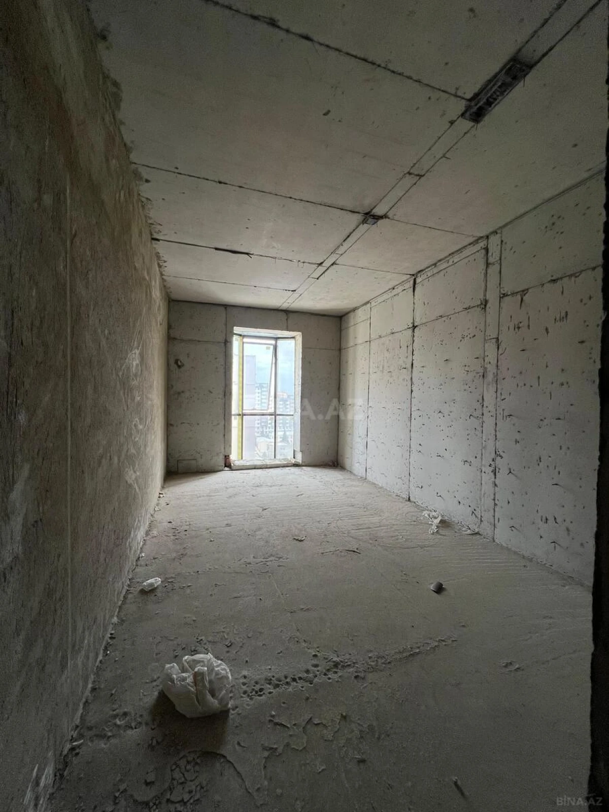 Satılır 2 otaqlı mənzil 80 m²