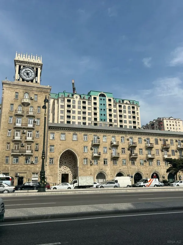 Satılır 2 otaqlı mənzil 80 m²