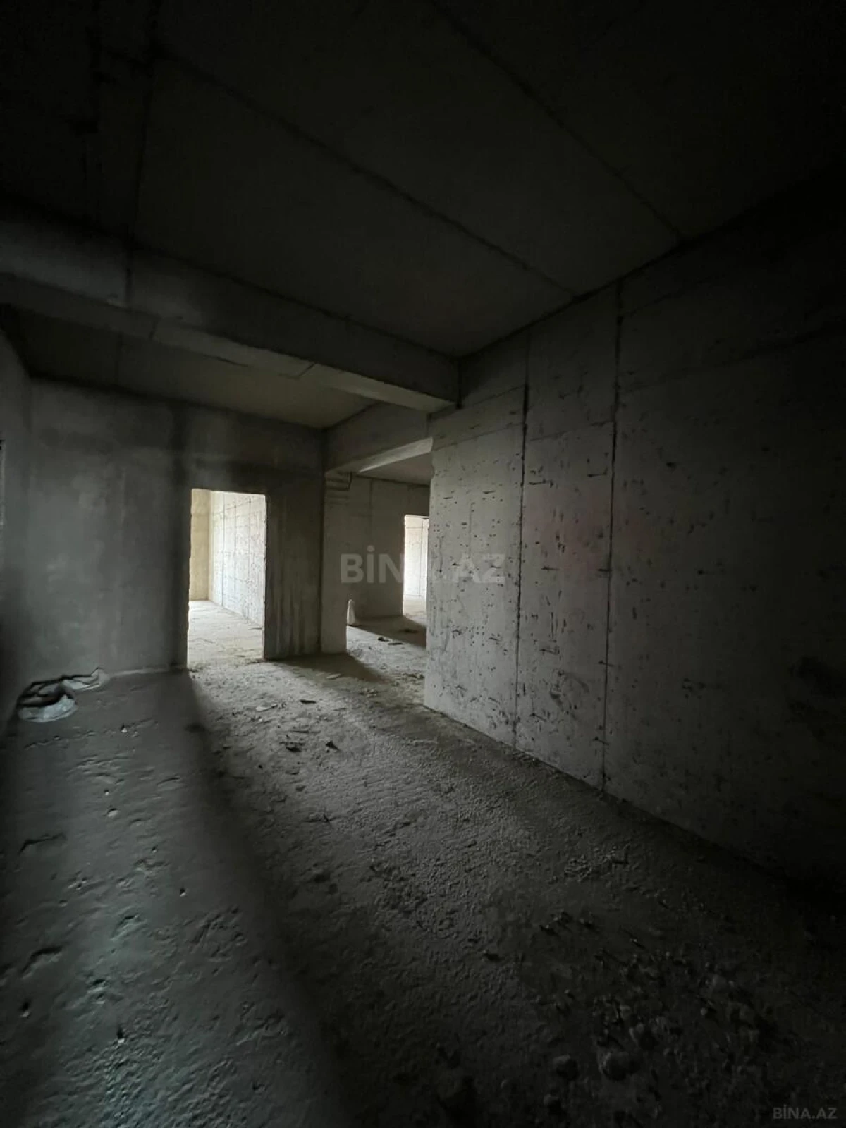 Satılır 2 otaqlı mənzil 80 m²