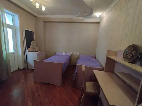 Kirayə verilir 3 otaqlı mənzil 105 m²