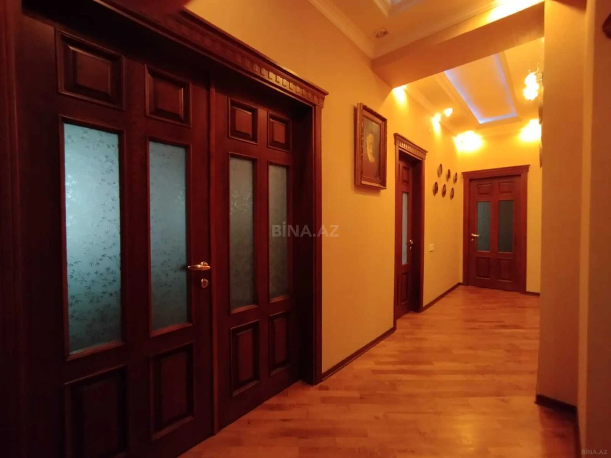 Kirayə verilir 3 otaqlı mənzil 105 m²