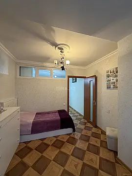 Satılır 4 otaqlı mənzil 100 m²