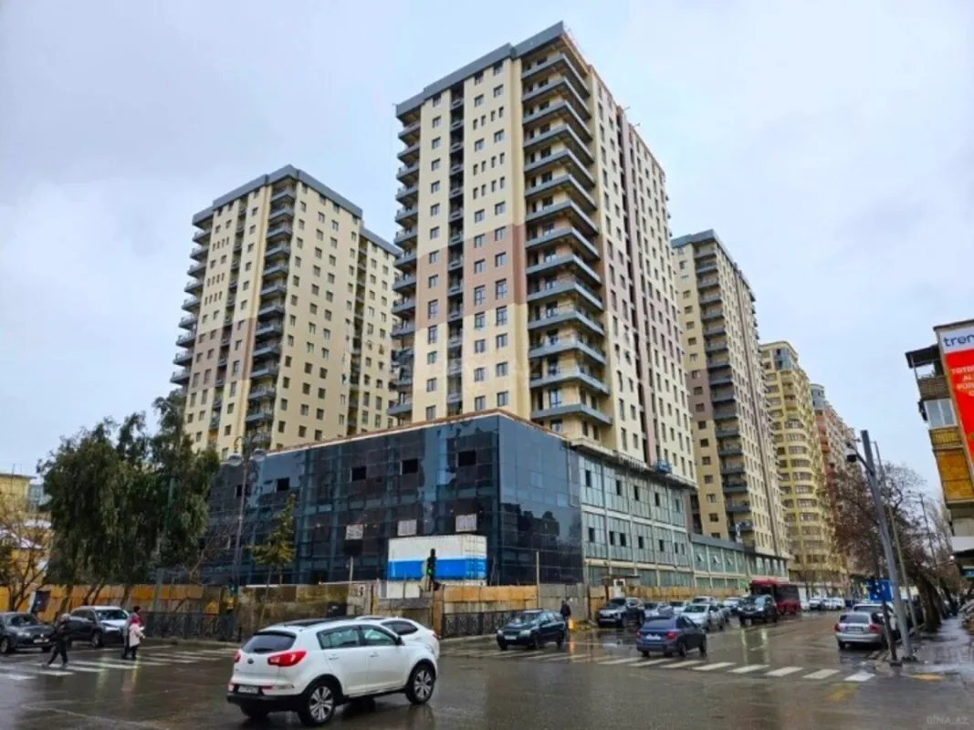 Satılır 3 otaqlı mənzil 109.2 m²