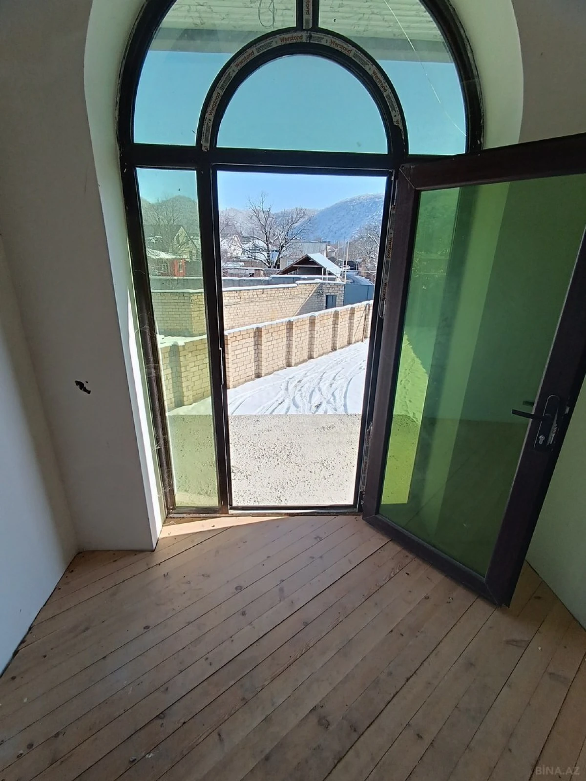 Satılır 6 otaqlı həyət evi 167 m²