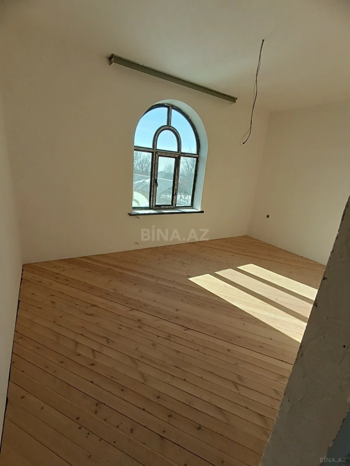 Satılır 6 otaqlı həyət evi 167 m²