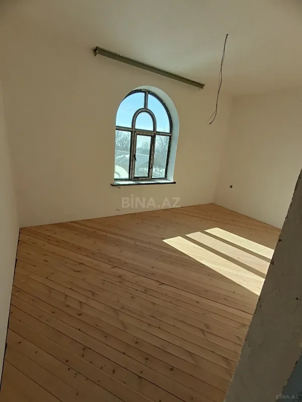 Satılır 6 otaqlı həyət evi 167 m²