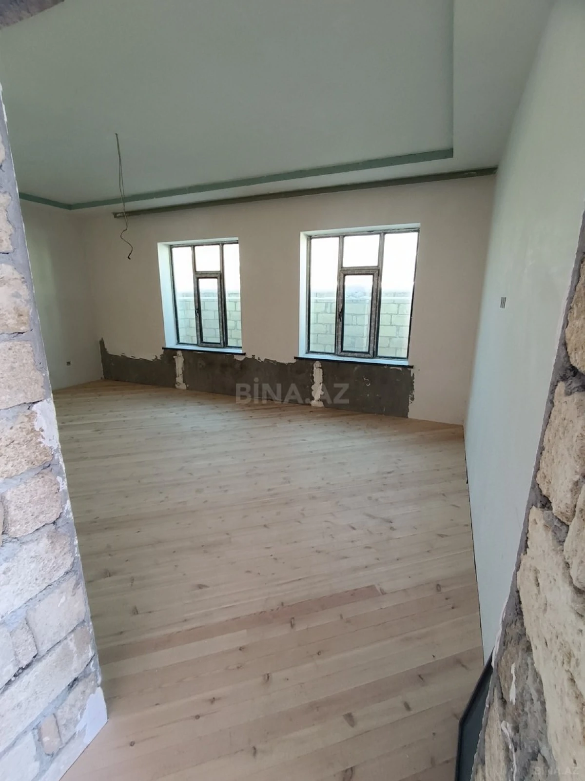 Satılır 6 otaqlı həyət evi 167 m²