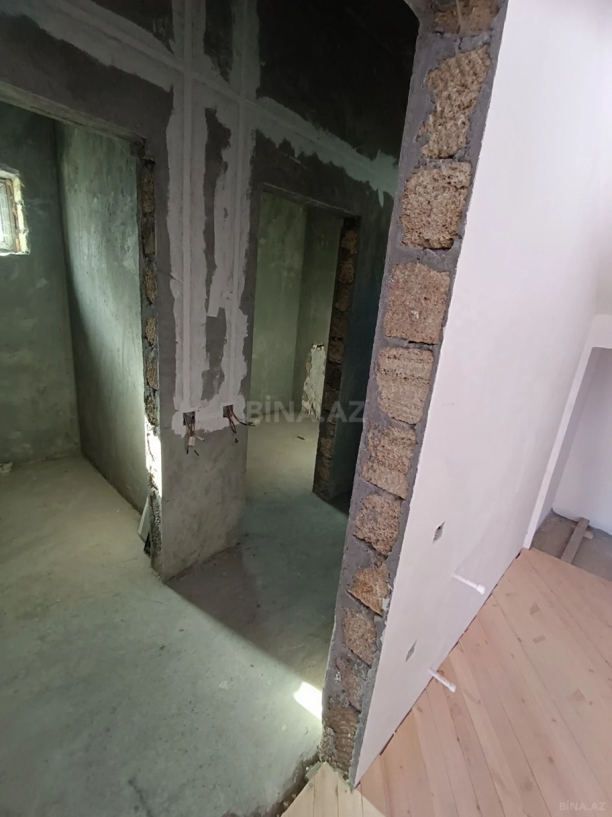 Satılır 6 otaqlı həyət evi 167 m²