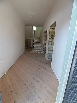 Satılır 6 otaqlı həyət evi 167 m²