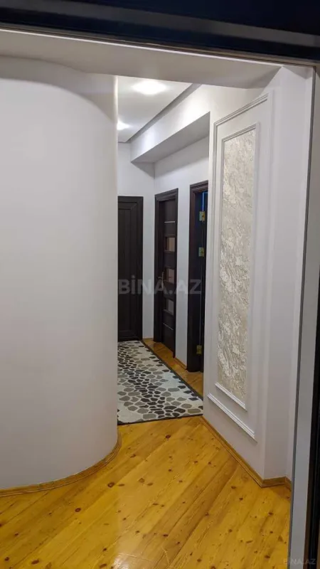 Satılır 2 otaqlı mənzil 70 m²