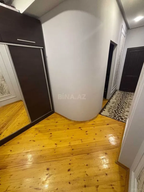 Satılır 2 otaqlı mənzil 70 m²