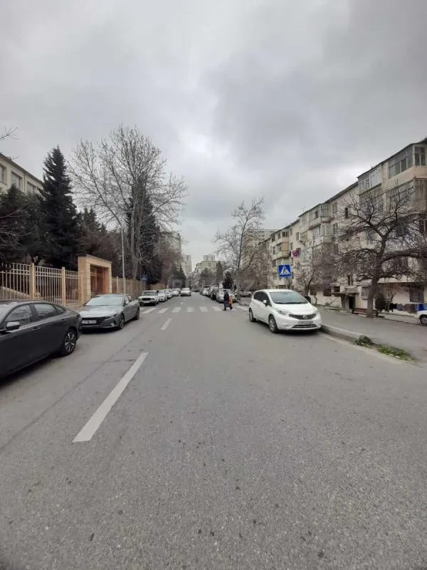 Satılır 1 otaqlı mənzil 38 m²