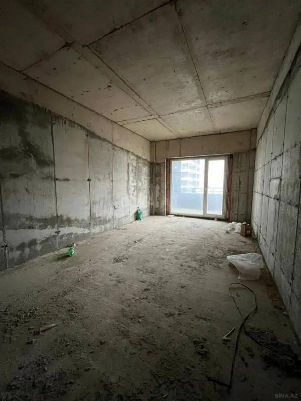 Satılır 3 otaqlı mənzil 113 m²