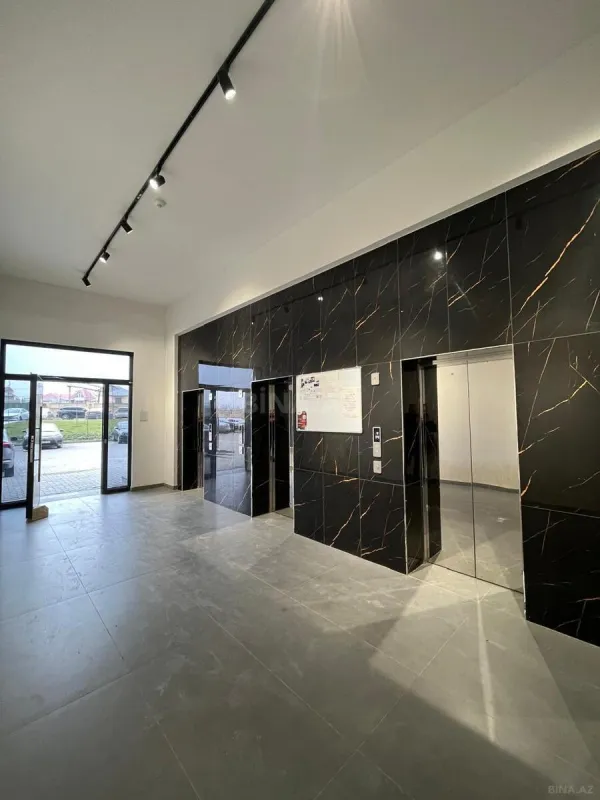 Satılır 3 otaqlı mənzil 113 m²