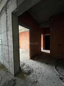 Satılır 3 otaqlı mənzil 113 m²