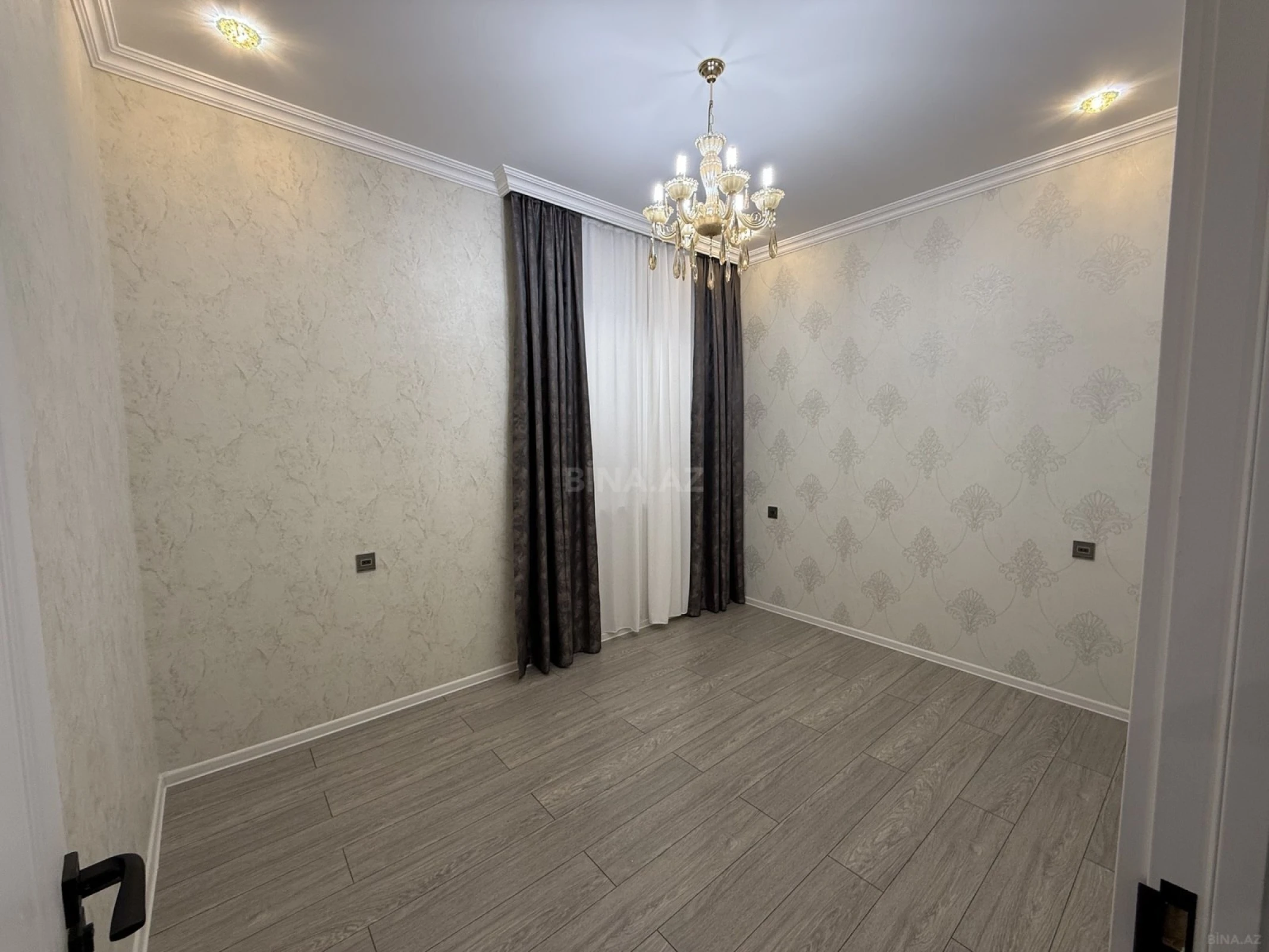 Satılır 3 otaqlı həyət evi 140 m²