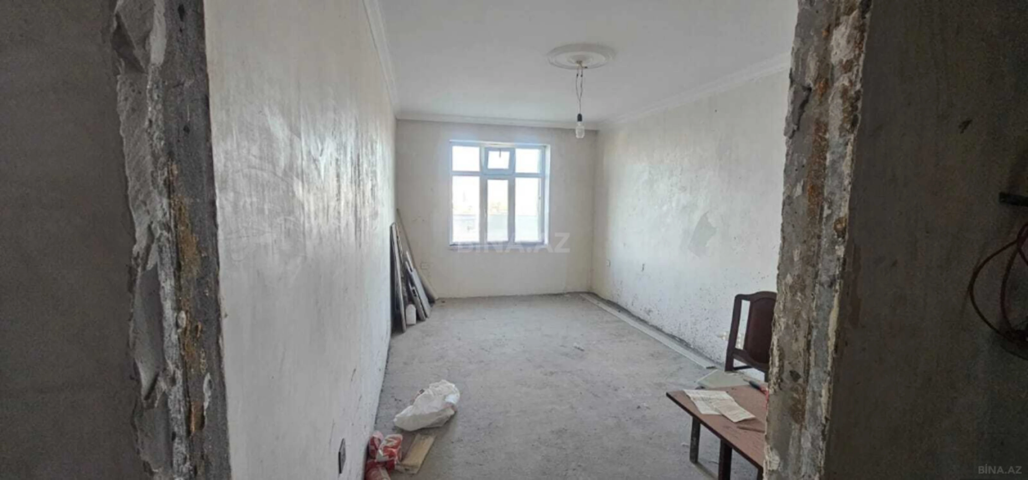 Satılır 5 otaqlı mənzil 122 m²