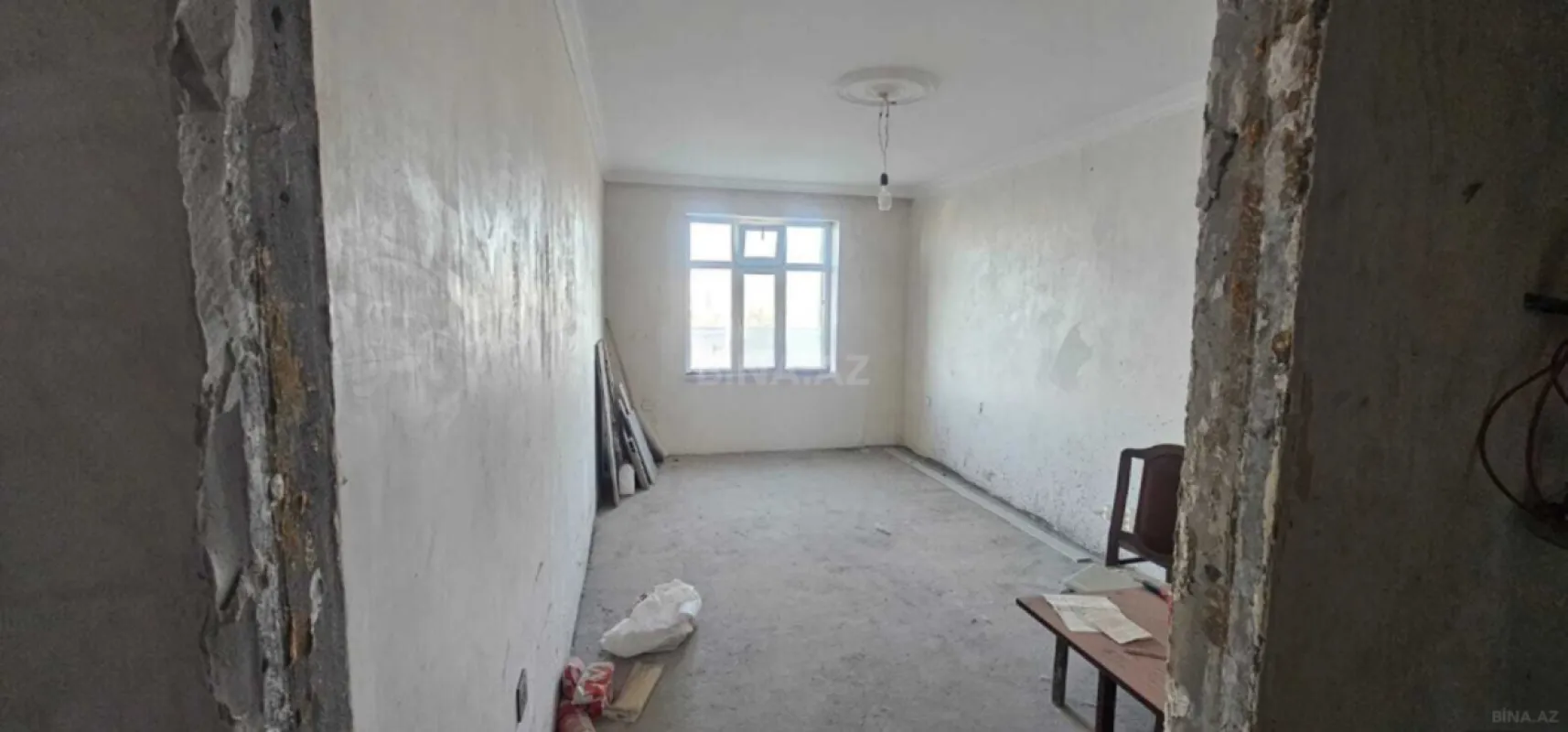 Satılır 5 otaqlı mənzil 122 m²