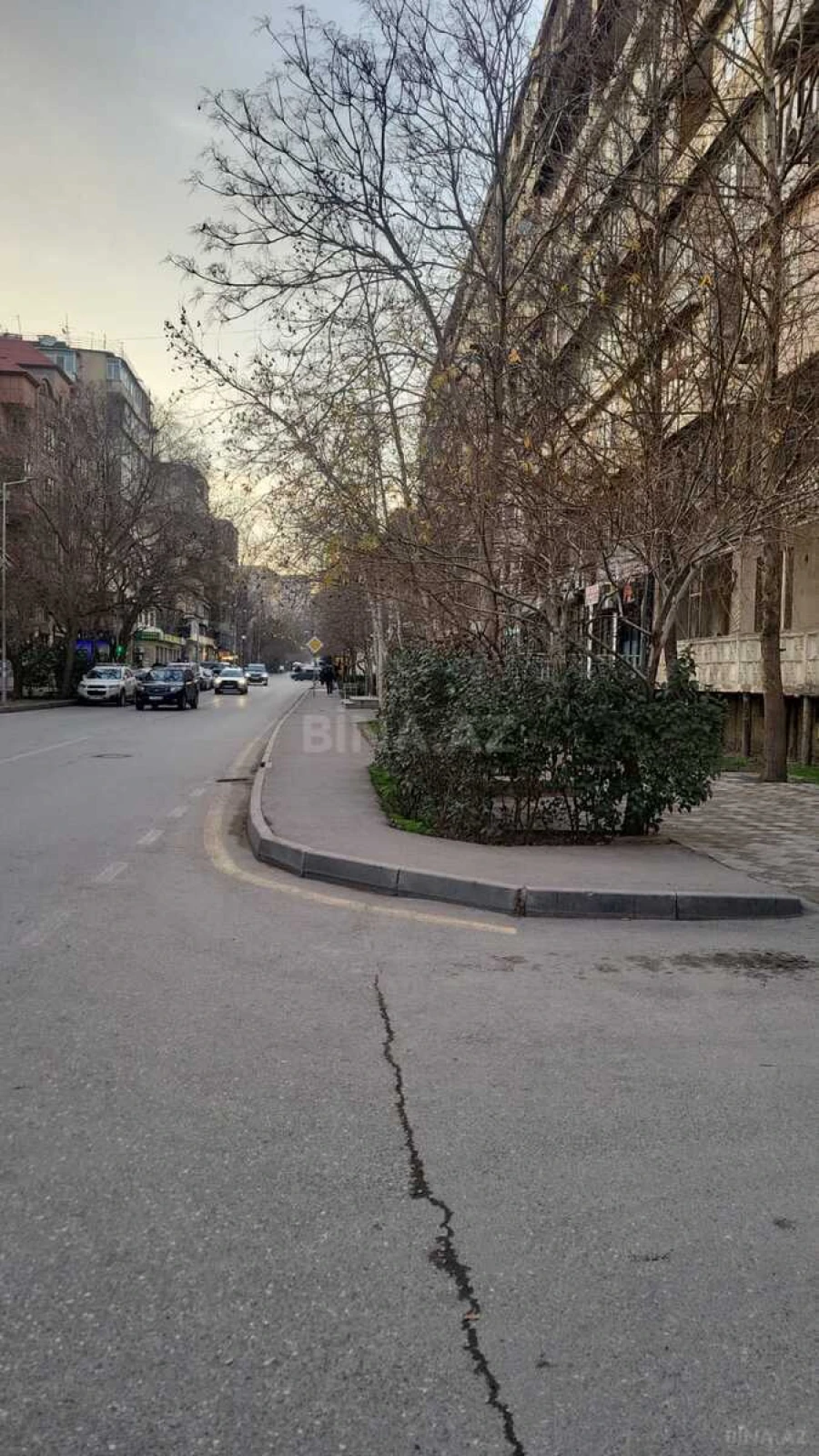 Satılır 4 otaqlı mənzil 105 m²