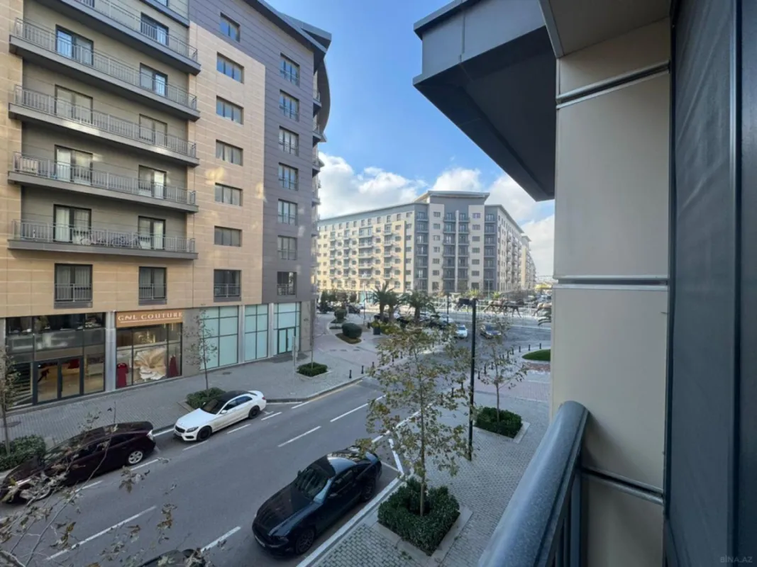 Kirayə verilir 3 otaqlı mənzil 135 m²