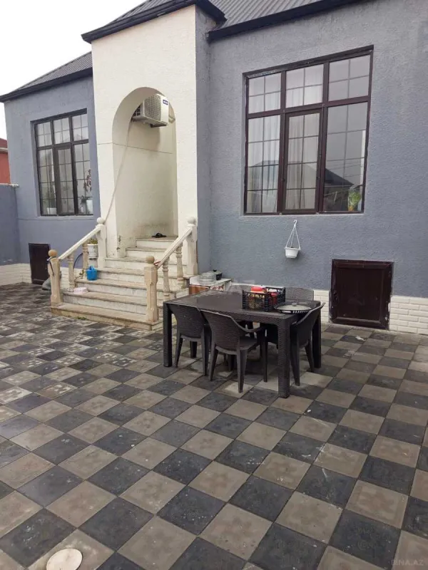 Satılır 4 otaqlı həyət evi 120 m²
